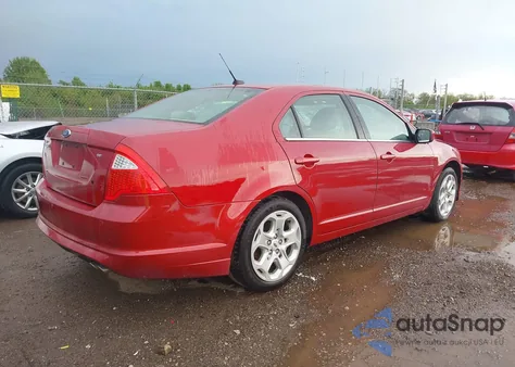 2010 Ford Fusion Se z USA, uszkodzony, nr VIN 3FAHP0HAXAR253782